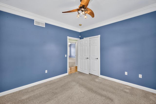 222 Ashton Oak Way, Winchester, KY 40391