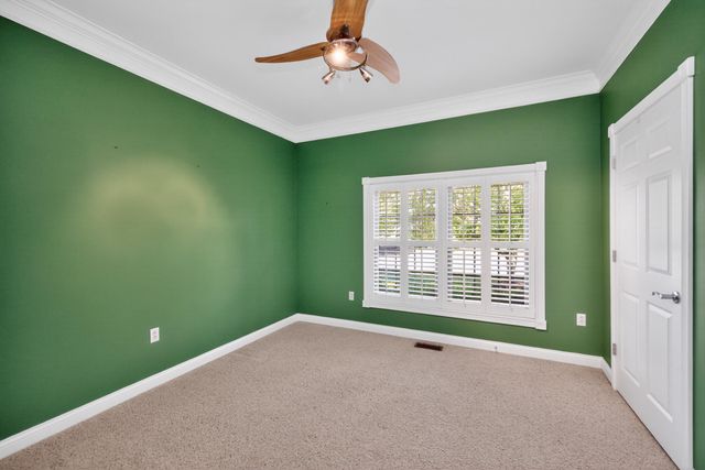 222 Ashton Oak Way, Winchester, KY 40391