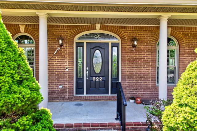 222 Ashton Oak Way, Winchester, KY 40391