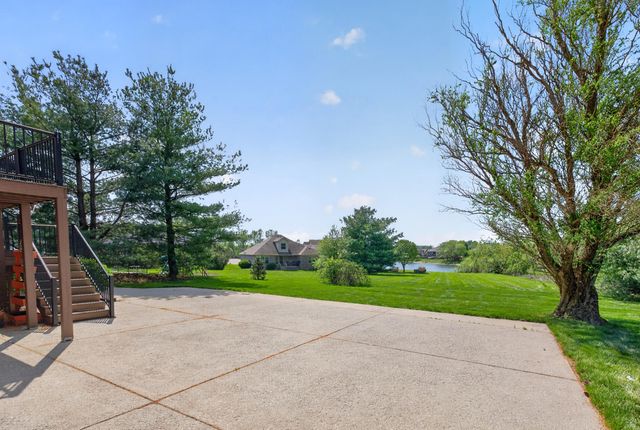 222 Ashton Oak Way, Winchester, KY 40391