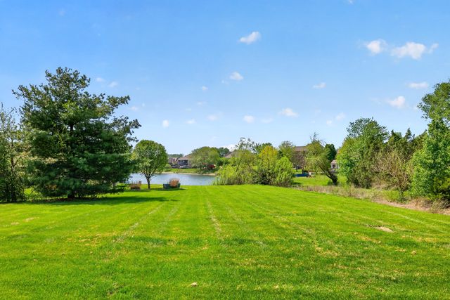222 Ashton Oak Way, Winchester, KY 40391