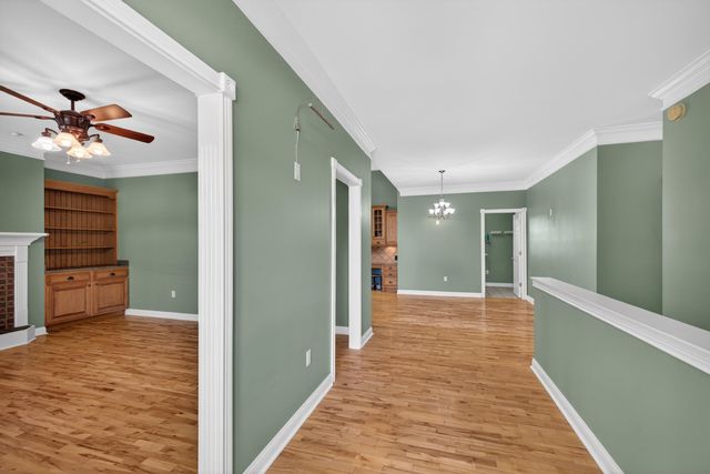 222 Ashton Oak Way, Winchester, KY 40391