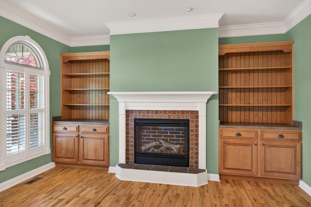 222 Ashton Oak Way, Winchester, KY 40391