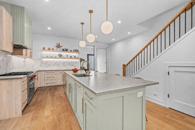 2640 N Bosworth Avenue PHS, Chicago, IL 60614