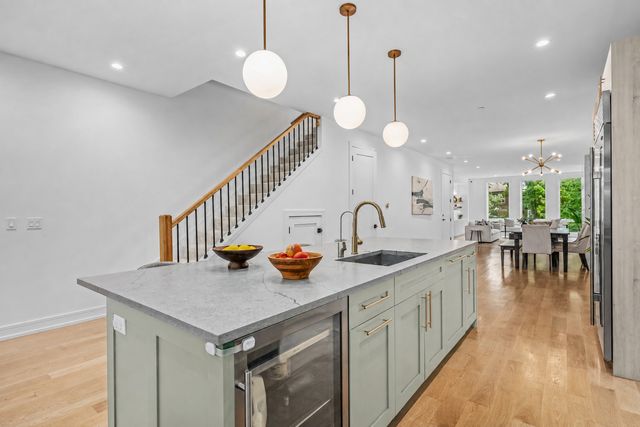 2640 N Bosworth Avenue PHS, Chicago, IL 60614