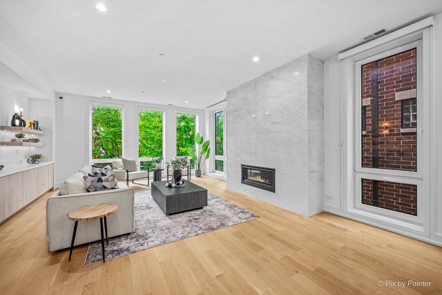 2640 N Bosworth Avenue PHS, Chicago, IL 60614