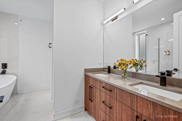 2640 N Bosworth Avenue PHS, Chicago, IL 60614