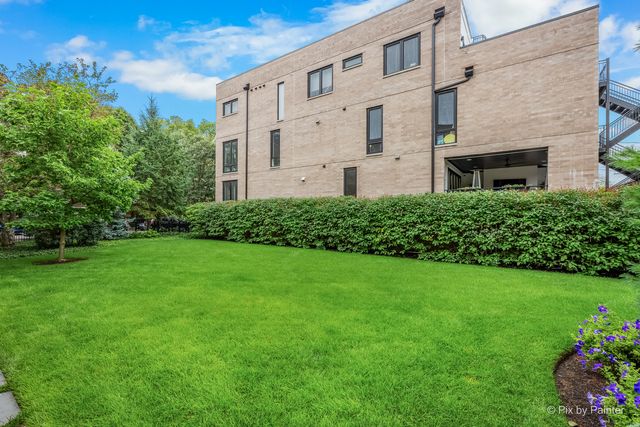 2640 N Bosworth Avenue PHS, Chicago, IL 60614