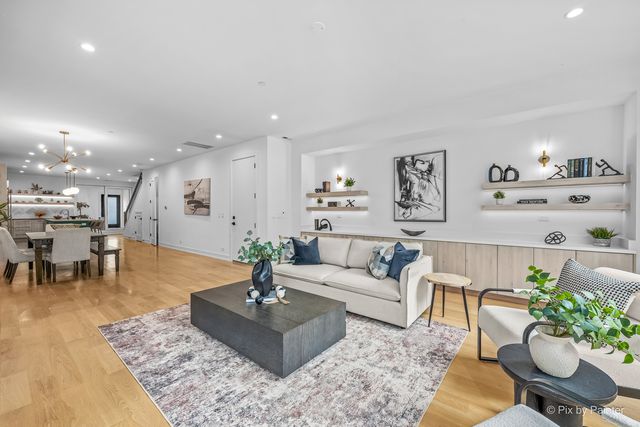 2640 N Bosworth Avenue PHS, Chicago, IL 60614
