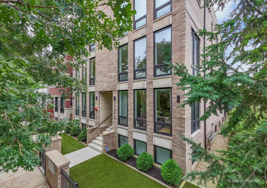 2640 N Bosworth Avenue PHS, Chicago, IL 60614