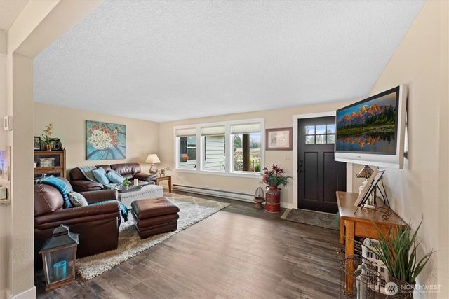 7229 65th Avenue SE, Snohomish, WA 98290