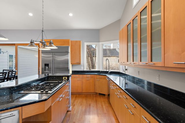 1841 Lambert Lane, Munster, IN 46321