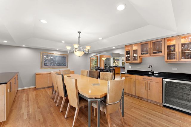 1841 Lambert Lane, Munster, IN 46321