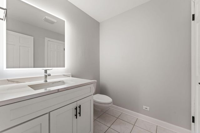 1841 Lambert Lane, Munster, IN 46321