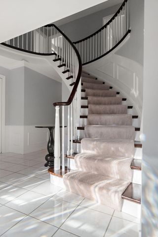 1841 Lambert Lane, Munster, IN 46321