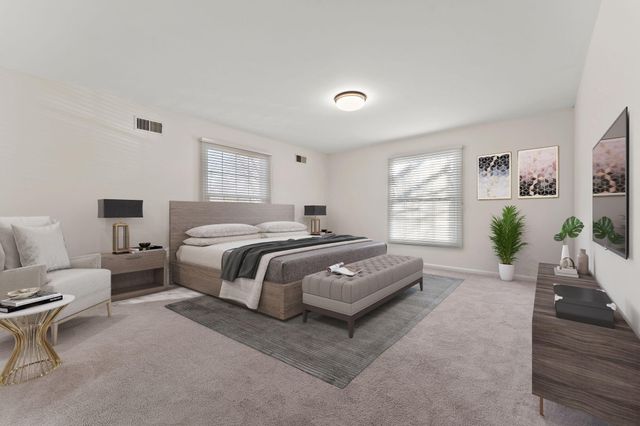 1841 Lambert Lane, Munster, IN 46321