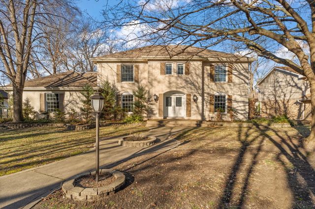 1841 Lambert Lane, Munster, IN 46321