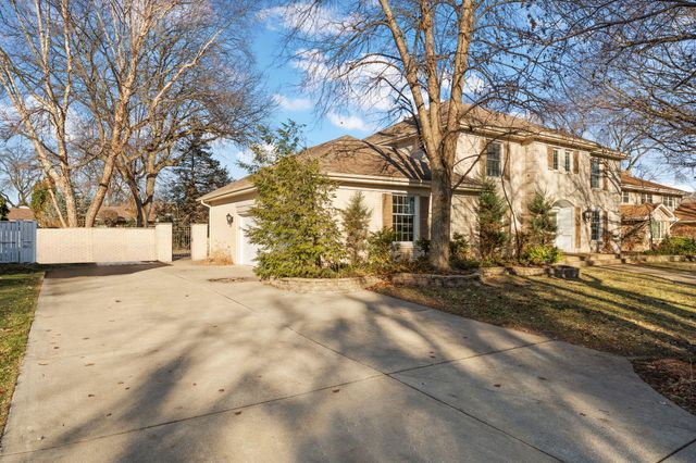 1841 Lambert Lane, Munster, IN 46321