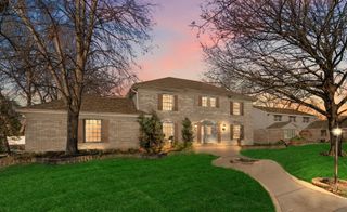 1841 Lambert Lane, Munster, IN 46321