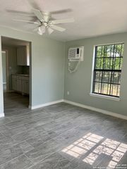 1218 NW 23RD ST # 2, San Antonio, TX 78207
