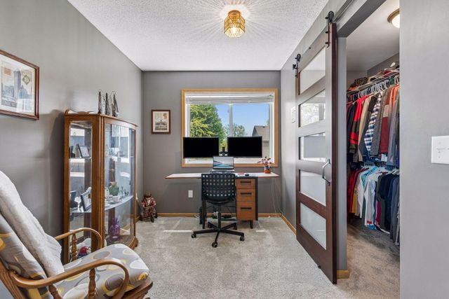 658 Lois Lane, Circle Pines, MN 55014