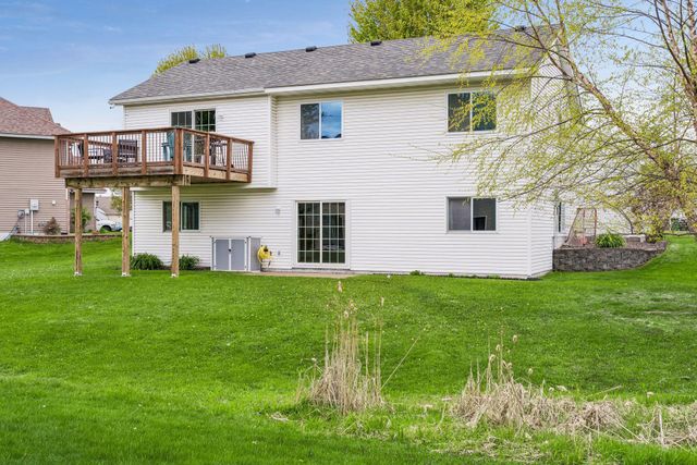 658 Lois Lane, Circle Pines, MN 55014