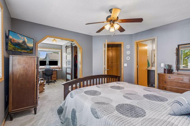 658 Lois Lane, Circle Pines, MN 55014