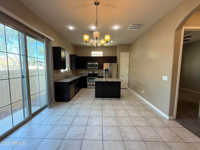 1367 S COUNTRY CLUB Drive 1087, Mesa, AZ 85210