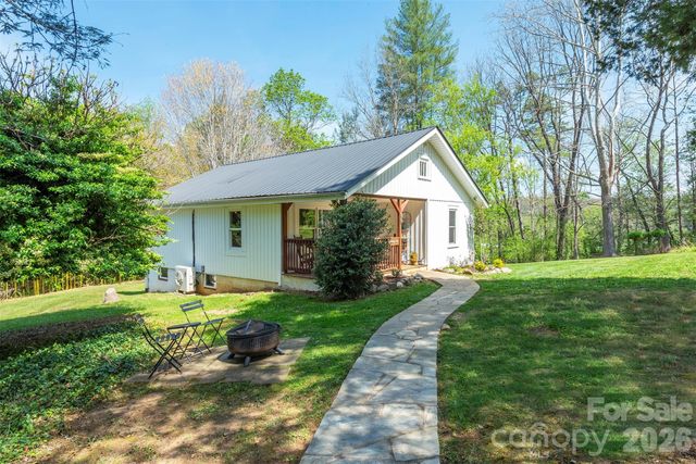 85 Cody Embler Road, Alexander, NC 28701