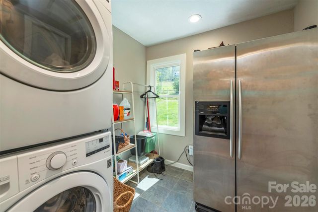 85 Cody Embler Road, Alexander, NC 28701