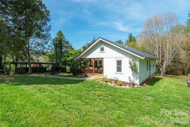 85 Cody Embler Road, Alexander, NC 28701