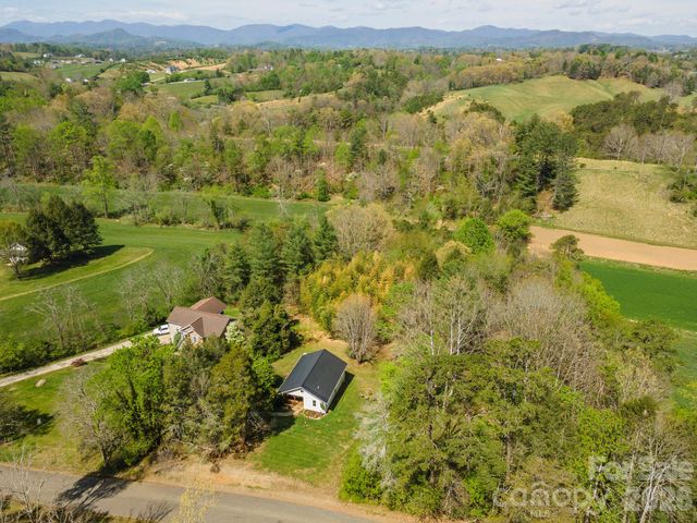 85 Cody Embler Road, Alexander, NC 28701