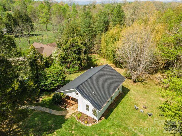 85 Cody Embler Road, Alexander, NC 28701