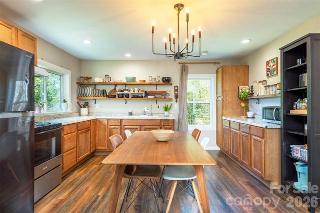 85 Cody Embler Road, Alexander, NC 28701