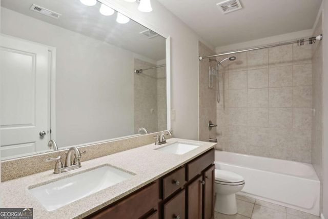 1400 Roswell Manor Circle, Roswell, GA 30076