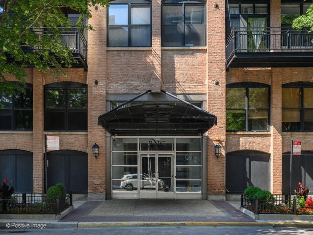 520 W Huron Street 410, Chicago, IL 60610