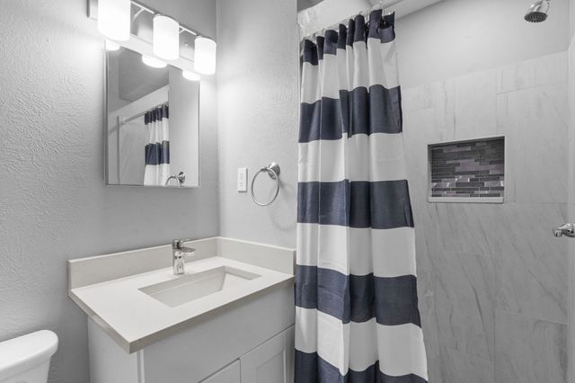 1021 Blue Lake Drive, Fort Worth, TX 76103