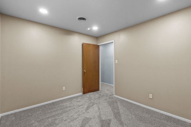 1021 Blue Lake Drive, Fort Worth, TX 76103