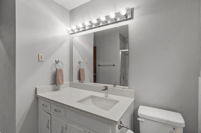 1021 Blue Lake Drive, Fort Worth, TX 76103