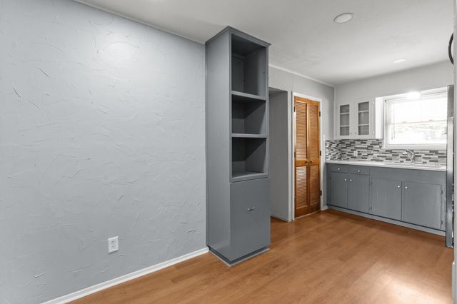 1021 Blue Lake Drive, Fort Worth, TX 76103