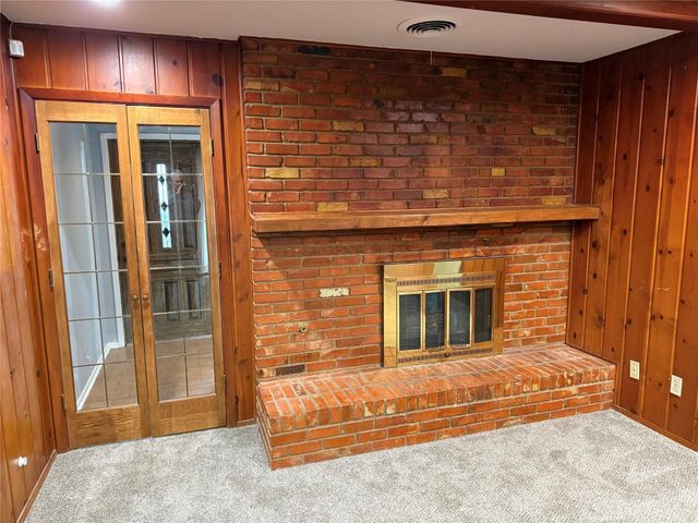 1021 Blue Lake Drive, Fort Worth, TX 76103