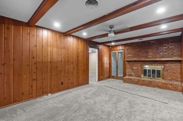 1021 Blue Lake Drive, Fort Worth, TX 76103