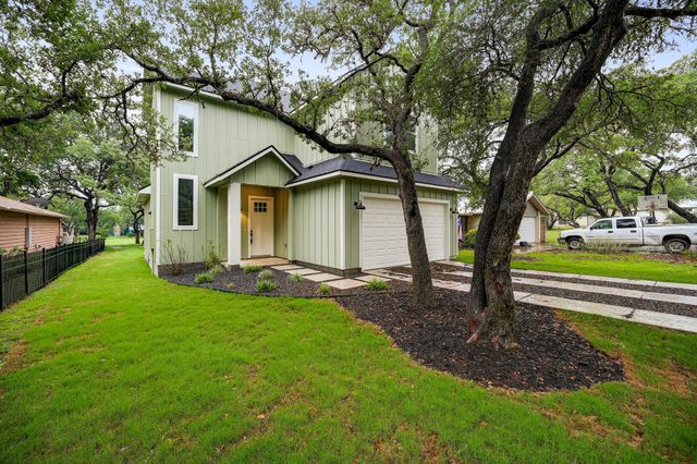 12 Wilson CIR, Wimberley, TX 78676