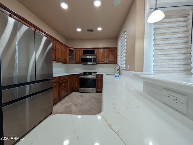6145 E Cave Creek Road 102, Cave Creek, AZ 85331