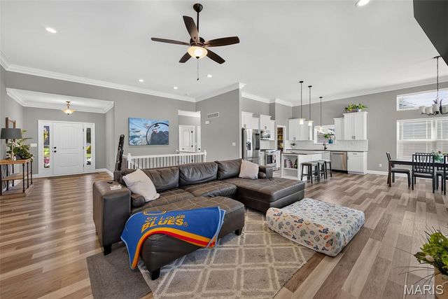 155 Pomodora Circle, Wentzville, MO 63385