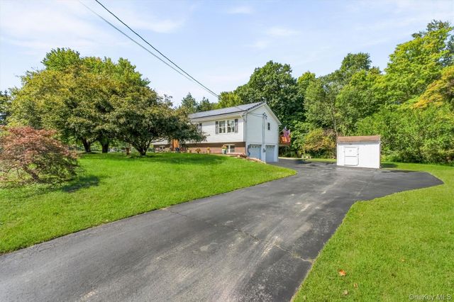 47 Stringham Road, Poughkeepsie, NY 12603