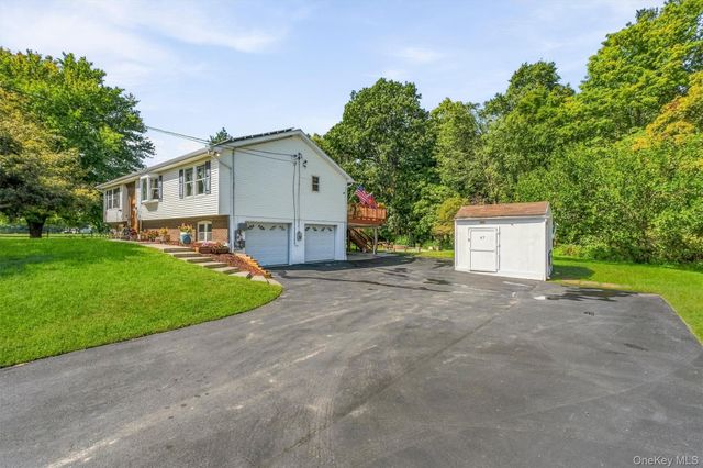 47 Stringham Road, Poughkeepsie, NY 12603