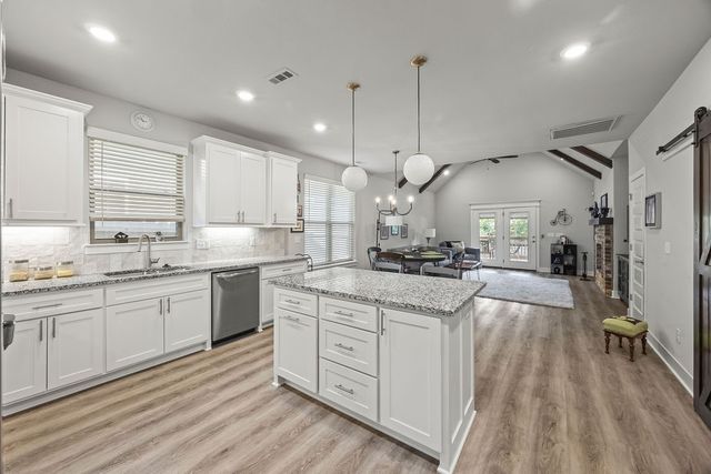 1626 S Price Avenue, Fayetteville, AR 72701