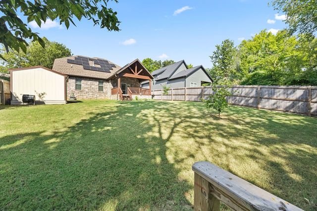 1626 S Price Avenue, Fayetteville, AR 72701