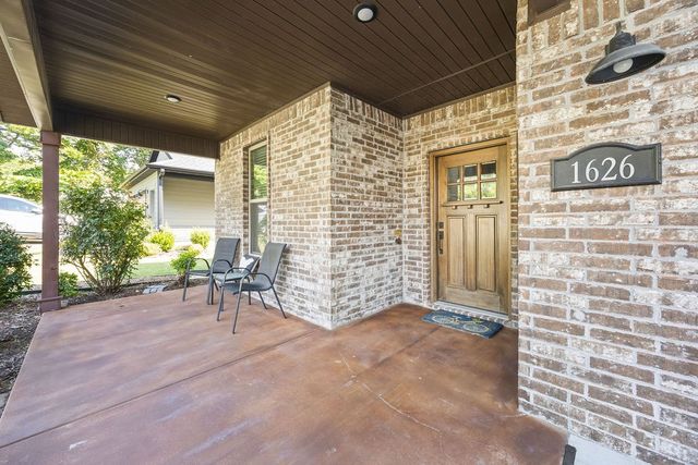 1626 S Price Avenue, Fayetteville, AR 72701